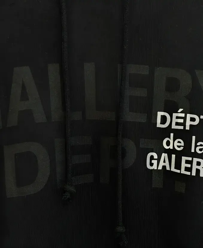 Gallery Dept Hoodie Detailing