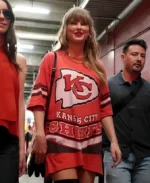 NFL 2024 Taylor Swift Kansas City Chiefs Themed Red Vintage T-shirt