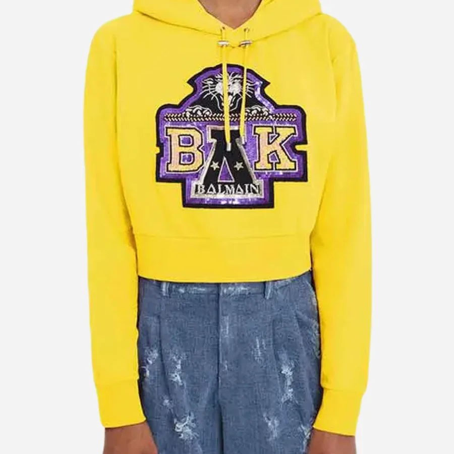 Beyonce shops cropped hoodie