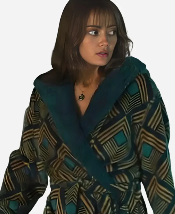 Ella Purnell Sweetpea S1 Geometric Print Robe