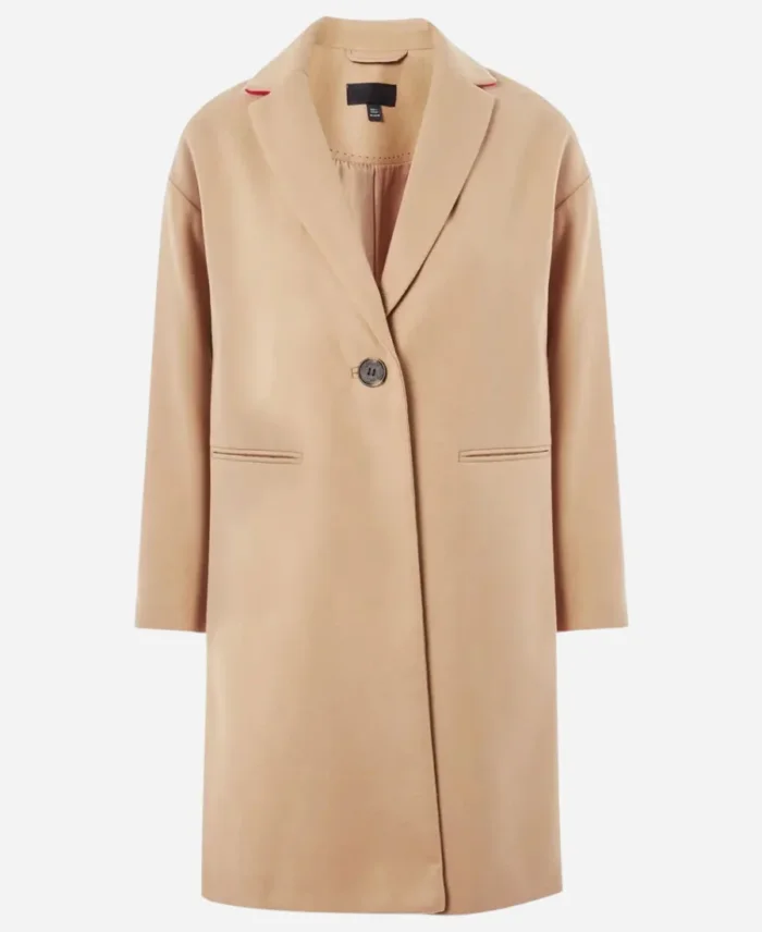 Summer Higgins Yellowstone S04 Beige Coat