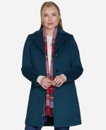  Christa Taylor Christmas on Windmill Way Mia Meijer Blue Coat