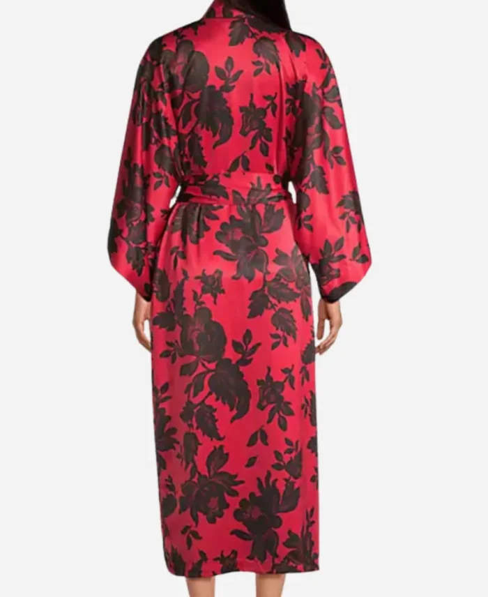 No Good Deed Linda Cardellini Floral Print Robe