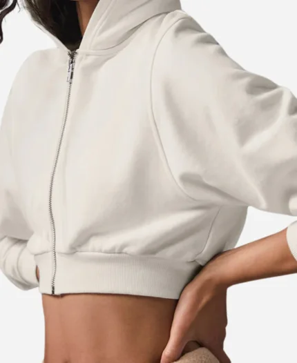 Michelle Randolph Tv Series Landman Aynsley Norris White Crop Hoodie