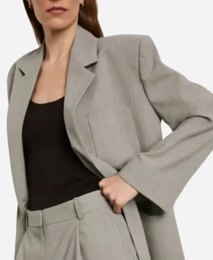 2025 The Today Show Annie Murphy Grey Blazer