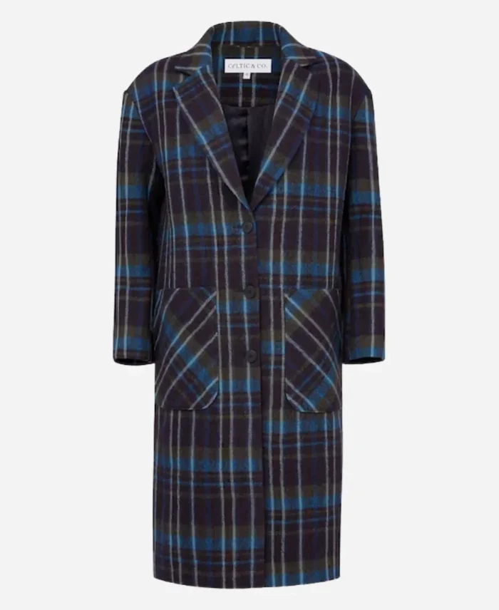 Emma Barnett TV-Series The Feud S01 Jill Halfpenny Blue Plaid Coat