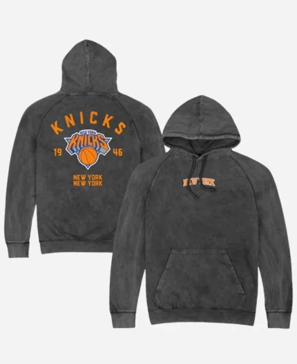 Stadium Essentials New York Knicks Vintage Raglan Hoodie