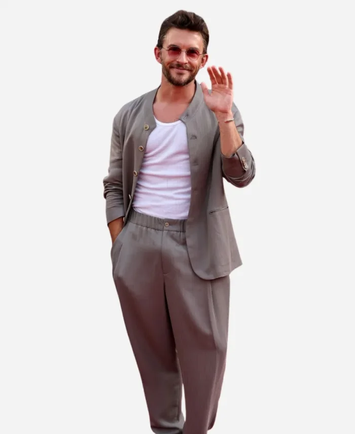 Jonathan Bailey Jurassic World Rebirth Premiere Suit