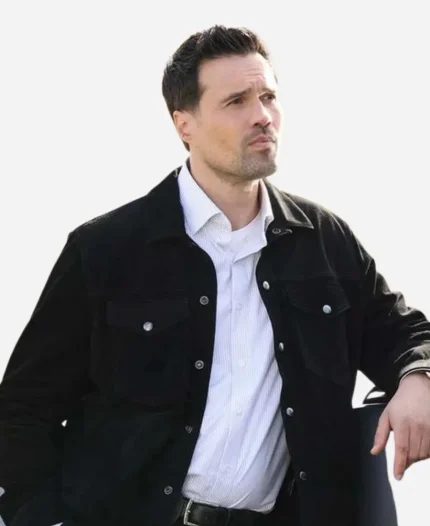 Mark Trent Found S02 Black Jacket