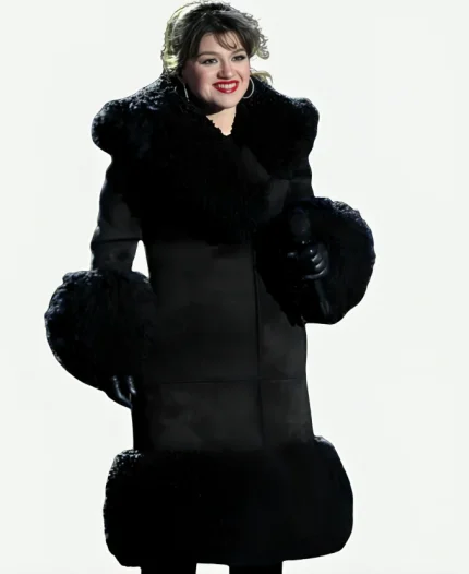 Rockefeller Center Tree Lighting Ceremony 2024 Kelly Clarkson Black Coat