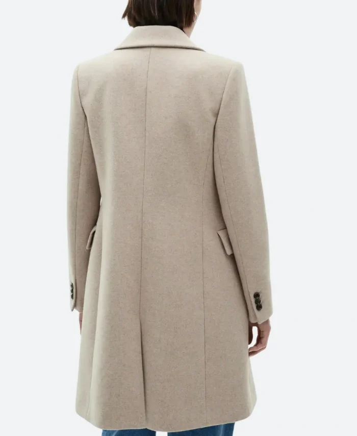 Doriane Pin F1 The Academy Beige Coat