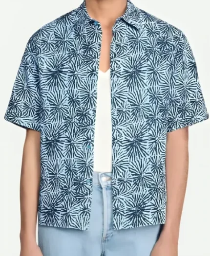 Joseph Zada TV Series We Were Liars 2025 Johnny Sinclair Dennis Short Sleeves Blue Printed Shirt