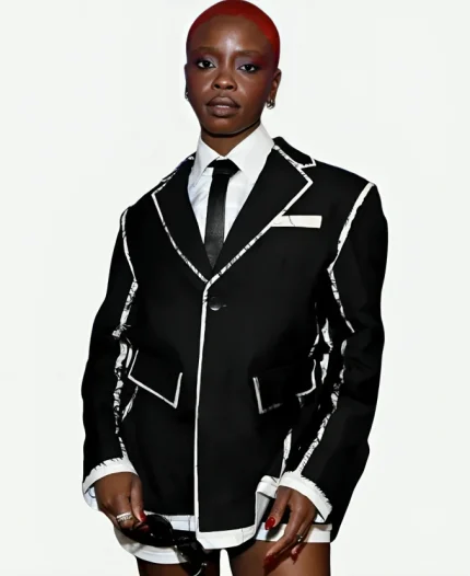 Joy Sunday Paris Theater 2025 White Contrast Trim Blazer