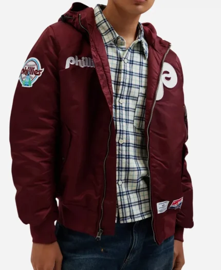 L-2B Philadelphia Phillies Red Jacket