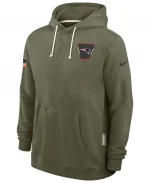 Men's Nike New England Patriots 2025 Salute to Service Sideline Standard Issue Dri-FIT Pullover Hoodie