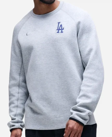 Nike Dodgers Tech Raglan Fleece Sweatshirt