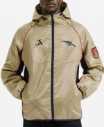 Arsenal Windbreaker in Gold
