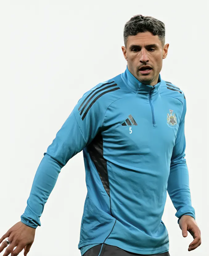 Newcastle United Players Range Blue Hlaf Zip Top Newcastle United Players Range Blue Hlaf Zip Top