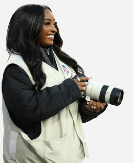 Simone Biles Levi's Stadium Bears vs 49ers NFL Media White Vest