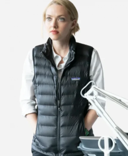 Amanda Seyfried The Dropout S01 Black Vest