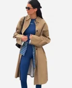 American Model Kendall Jenner Los Angeles Street Style 2025 Brown Trench Coat