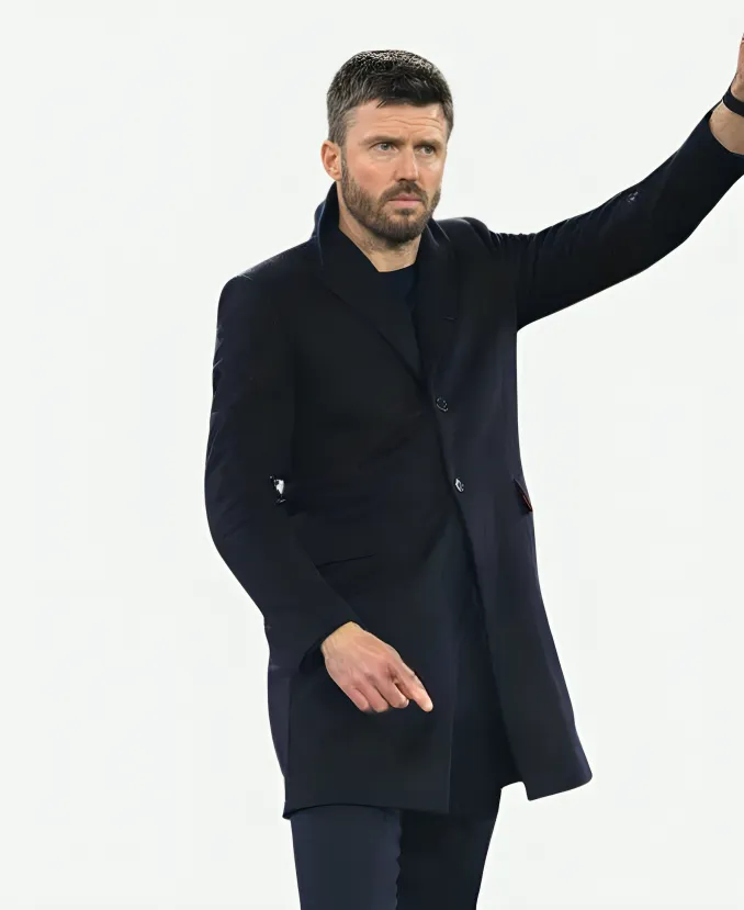 Michael Carrick West Ham United Vs Man United Coat Michael Carrick West Ham United Vs Man United Coat