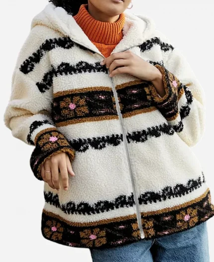 Sophie Wilde TV-Series Everything Now 2023 Mia Polanco White Printed Zip Up Hoodie