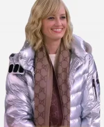 Beth Behrs 2 Broke Girls S04 Caroline Channing Silver Hooded Puffer Jacket