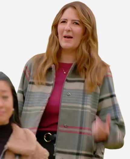 D’Arcy Carden Wild Vacation Rentals Green Jacket