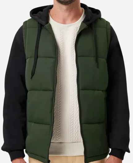 Jacob Hawthorne Tv Series Beyond the Gates 2026 Jibre Hordges Green Vest