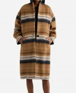 Lindsay Crane-Martin Tv Series Beef S02 Carey Mulligan Tan Black Striped Coat