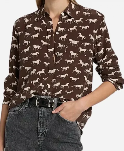 Gemma Johnson Tv Series The Neighborhood S08 Beth Behrs Horse Printed Shirt