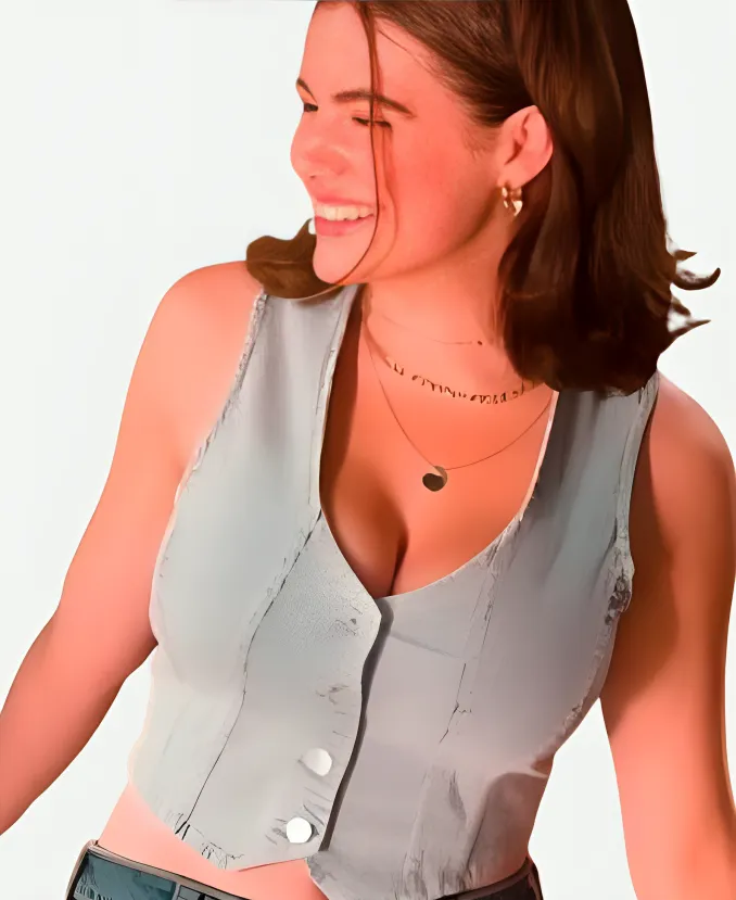 Off Campus Hannah Wells Vest Off Campus Hannah Wells Blue Striped Vest