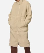 Kelly Reilly Dutton Ranch S01 White Longline Sherpa Coat 