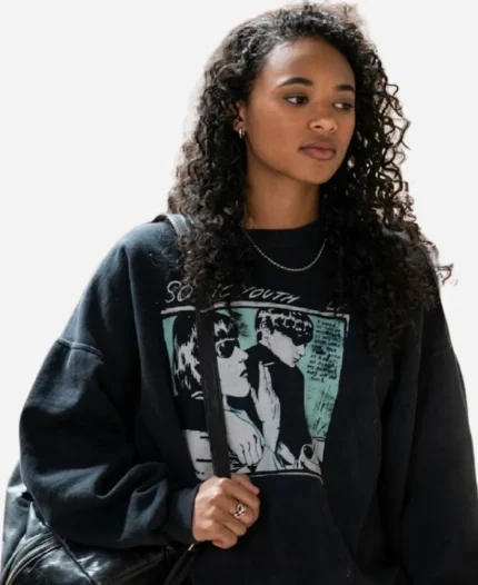Chandler Kinney 2026 Elle S01 Kimberly Black Sonic Youth Graphic Sweatshirt