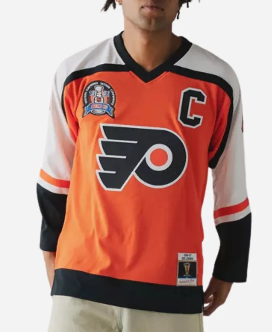 Mitchell & Ness 1996-97 Philadelphia Flyers Eric Lindros Orange Jersey Mitchell & Ness Eric Lindros 1996-97 Philadelphia Flyers Jersey