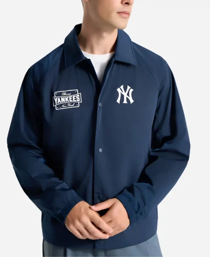 New York Yankees lululemon Raglan True Coaches Jacket