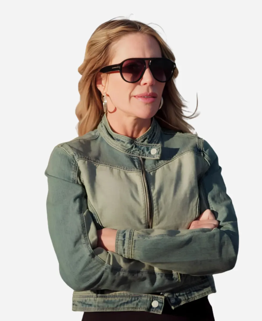RHOC S20 Jennifer Pedranti’s Two Tone Denim Jacket RHOC Season 20 Jennifer Pedranti’s Two Tone Denim Jacket