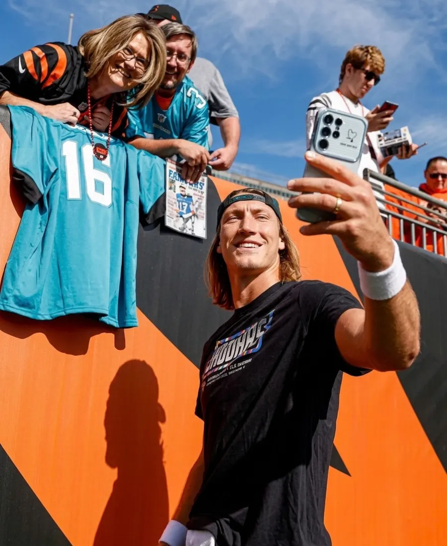 Nike Jacksonville Jaguars 2026 Trevor Lawrence Crucial Catch Black T-Shirt Nike Jacksonville Jaguars 2026 Trevor Lawrence Crucial Catch T-Shirt